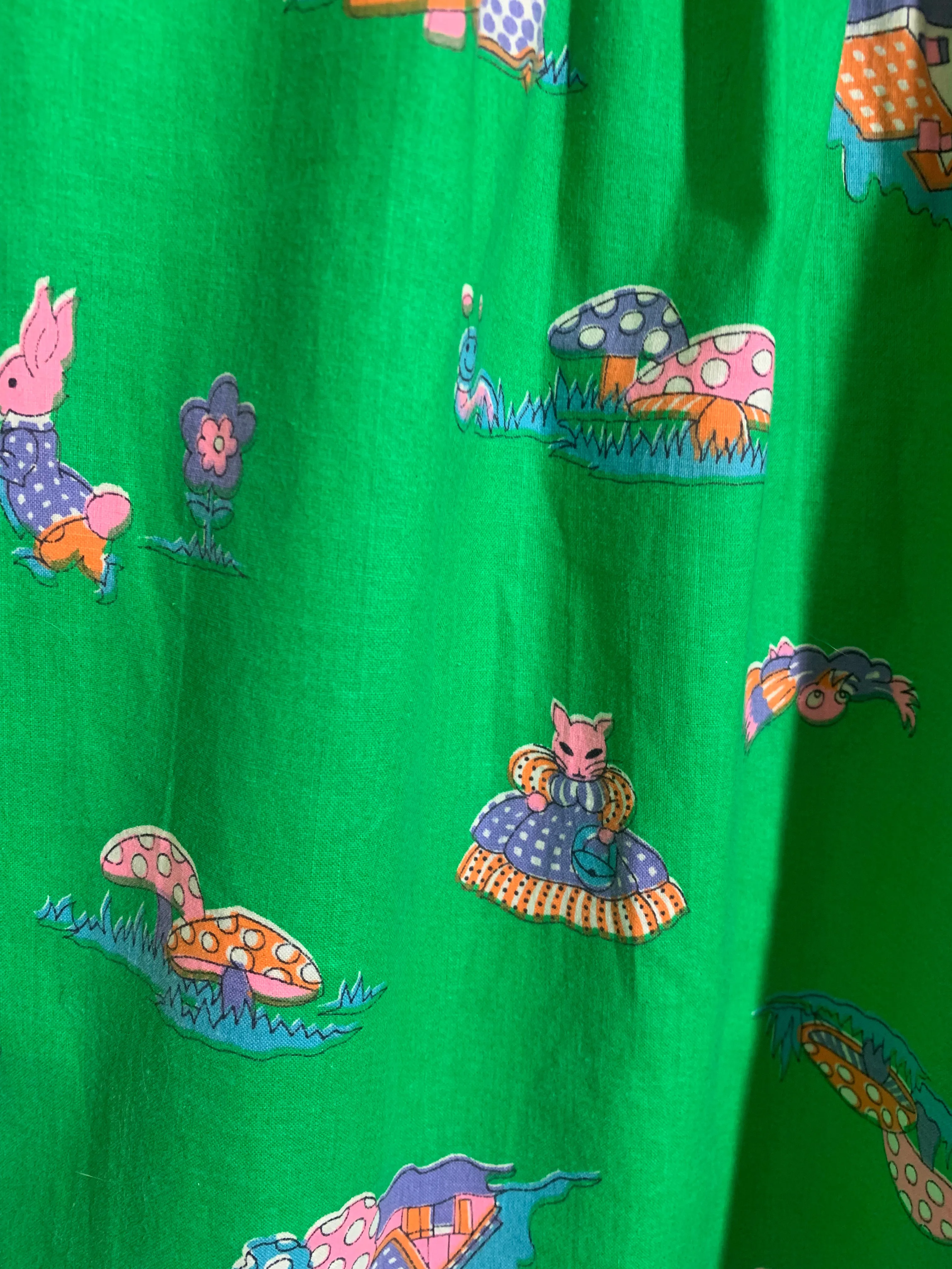 Kitschy Cute Bunny, Cats, Birds and Worms Print Babydoll Blouse circa 1970s